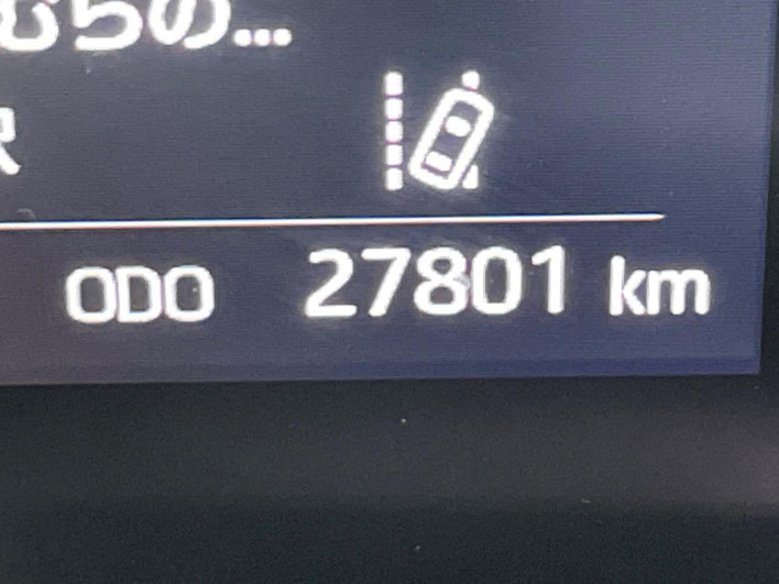 2022 Toyota Yaris Cross 6AA-MXPJ10 (UW-6a1a558e6f7a0)[2]