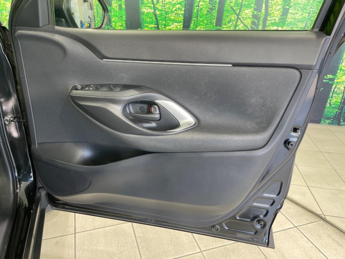 2022 Toyota Yaris Cross 6AA-MXPJ10 (UW-6a1a558e6f7a0)[25]