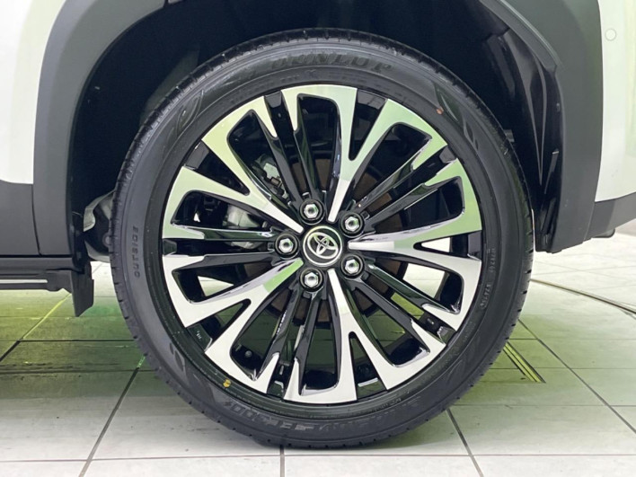 2025 Toyota Yaris Cross 6AA-MXPJ10 (UW-6a1a558ee9f84)[12]