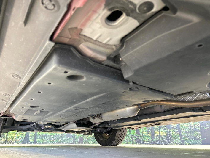 2020 Toyota Yaris Cross 6AA-MXPJ10 (UW-6a1a558f16966)[25]