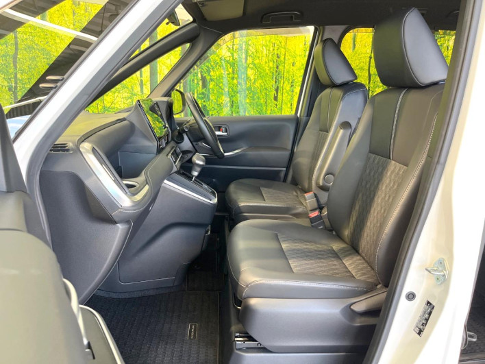 2023 Toyota Noah 6BA-MZRA90W (UW-6a1a55a6e1268)[9]
