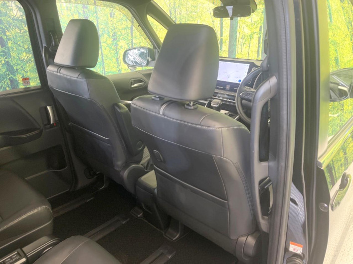 2023 Toyota Noah 6BA-MZRA90W (UW-6a1a55a6f2c20)[29]