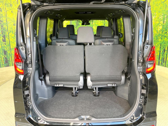 2023 Toyota Noah 6BA-MZRA90W (UW-6a1a55a6f2c20)[9]