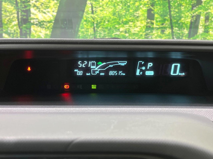 2014 Toyota Aqua DAA-NHP10 (UW-6a1a55b2af333)[26]