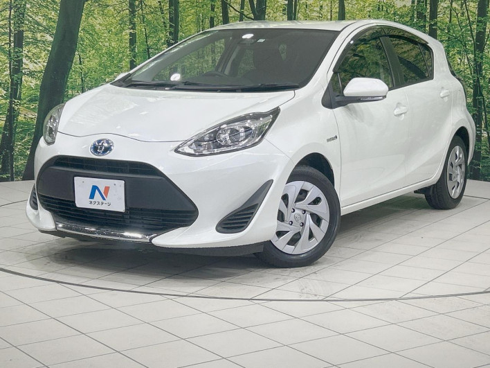 2019 Toyota Aqua DAA-NHP10 (UW-6a1a55b4dab61)[0]