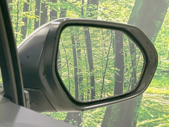 2019 Toyota Aqua DAA-NHP10 (UW-6a1a55b4dab61)[21]