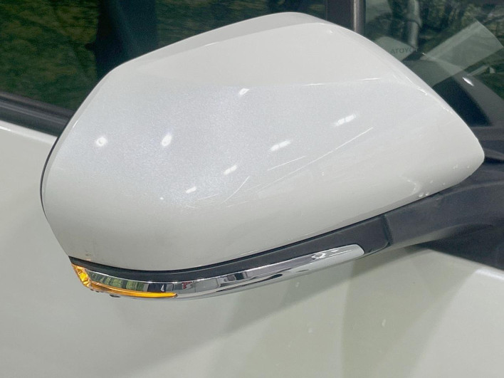 2019 Toyota Aqua DAA-NHP10 (UW-6a1a55b4dab61)[13]