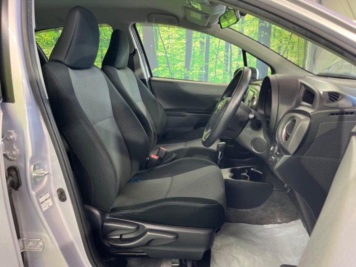 2013 Toyota Vitz DBA-NSP130 (UW-6a1a55bc79258)[20]