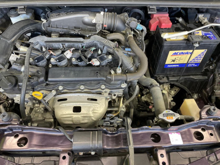 2013 Toyota Vitz DBA-NSP130 (UW-6a1a55bc8cb55)[4]