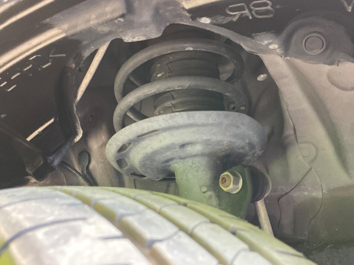 2013 Toyota Vitz DBA-NSP130 (UW-6a1a55bc8cb55)[9]