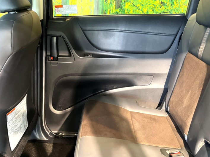 2019 Toyota Sienta DBA-NSP170G (UW-6a1a55c062c4a)[29]