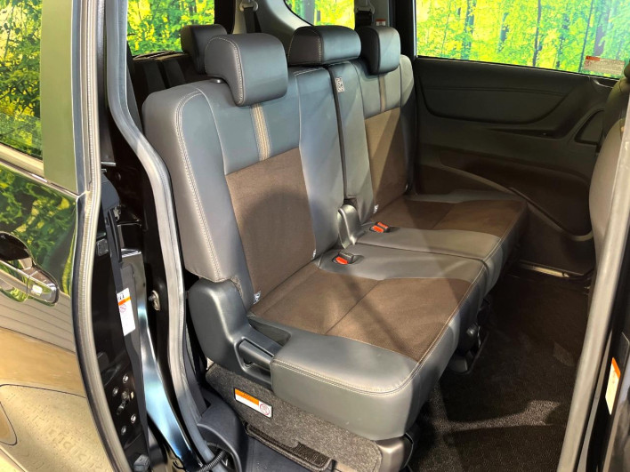 2019 Toyota Sienta DBA-NSP170G (UW-6a1a55c062c4a)[27]