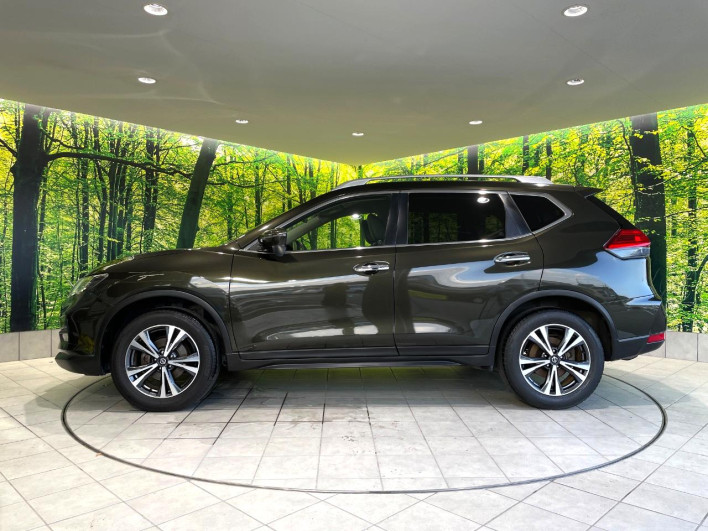 2017 Nissan X-Trail DBA-NT32 (UW-6a1a55c2ecdd7)[8]