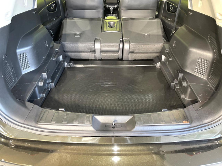 2017 Nissan X-Trail DBA-NT32 (UW-6a1a55c2ecdd7)[10]