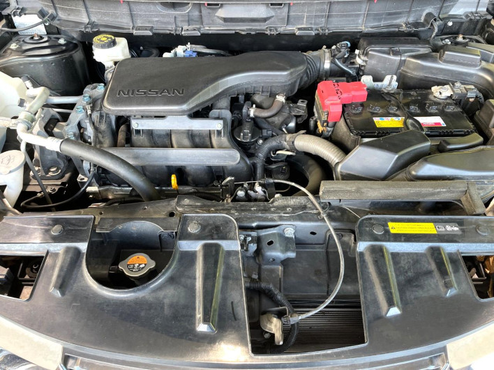 2017 Nissan X-Trail DBA-NT32 (UW-6a1a55c2ecdd7)[4]