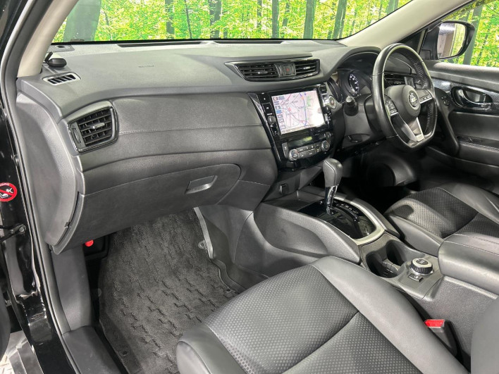 2017 Nissan X-Trail DBA-NT32 (UW-6a1a55c4463a3)[17]