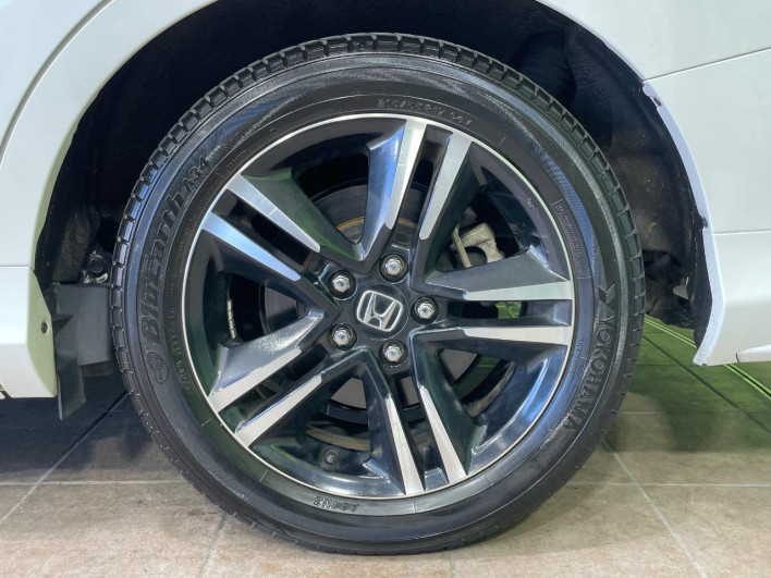 2016 Honda Odyssey Hybrid DAA-RC4 (UW-6a1a55c7ab36f)[7]