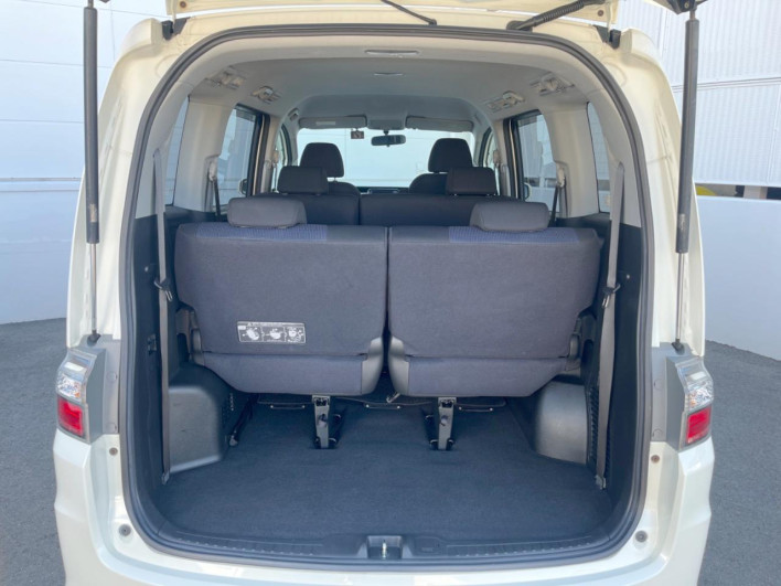 2008 Honda Step Wagon DBA-RG1 (UW-6a1a55c88cf2c)[27]