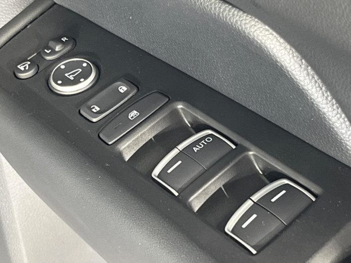 2023 Honda Step Wagon 6AA-RP8 (UW-6a1a55ca76fc9)[22]