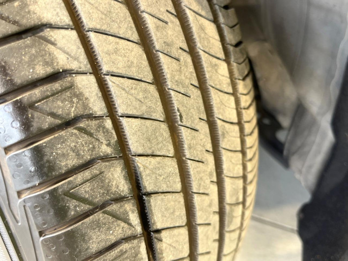 2014 Honda VEZEL DAA-RU3 (UW-6a1a55cc72115)[7]