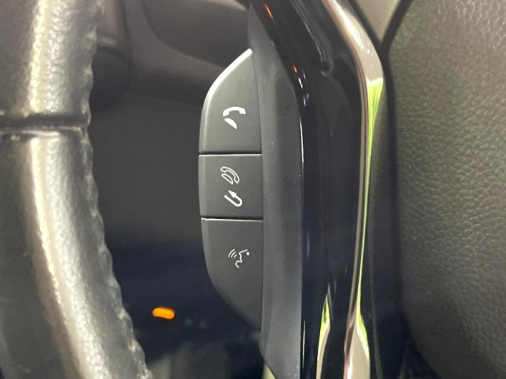 2015 Honda VEZEL DAA-RU3 (UW-6a1a55ccbb321)[17]