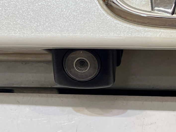 2017 Honda VEZEL DAA-RU4 (UW-6a1a55cedb4c0)[9]