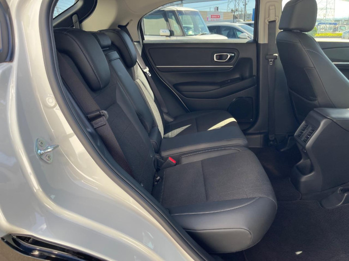 2024 Honda VEZEL 6AA-RV5 (UW-6a1a55d398b4b)[18]