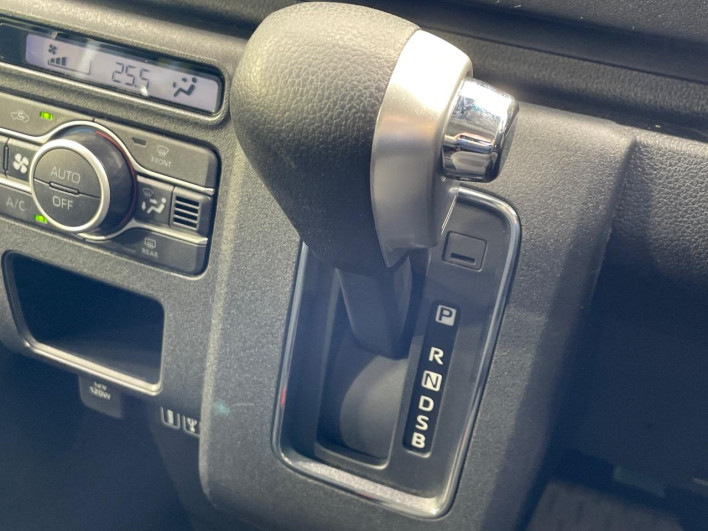 2022 Daihatsu Atrai 3BD-S710V (UW-6a1a55d972edc)[11]