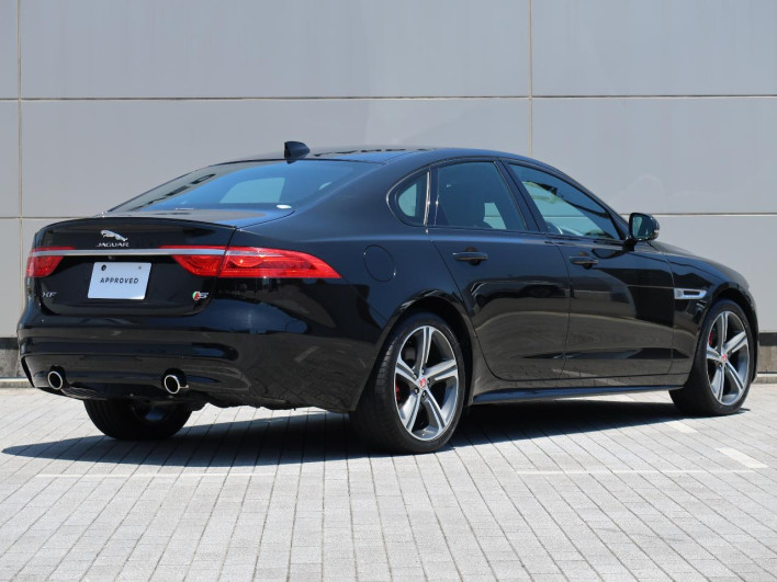 2018 Jaguar XF CBA-JB3VA (UW-6a1a55db68694)[16]