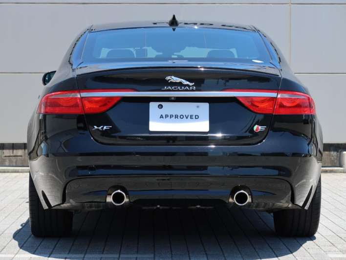 2018 Jaguar XF CBA-JB3VA (UW-6a1a55db68694)[13]