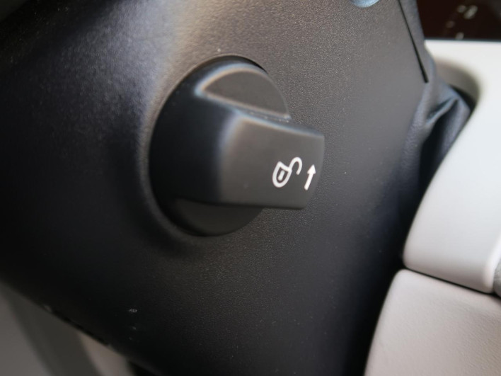 2019 Land Rover RANGE ROVER VELAR CBA-LY3VA (UW-6a1a55dd5b3b3)[9]