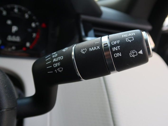 2019 Land Rover RANGE ROVER VELAR CBA-LY3VA (UW-6a1a55dd5b3b3)[7]