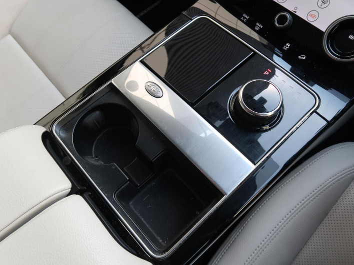 2019 Land Rover RANGE ROVER VELAR CBA-LY3VA (UW-6a1a55dd5b3b3)[24]