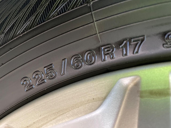 2013 Subaru Forester DBA-SJ5 (UW-6a1a55dddceae)[20]