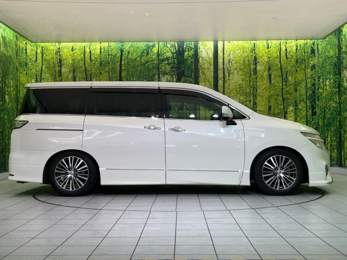 2014 Nissan Elgrand DBA-TE52 (UW-6a1a55e5483cd)[27]