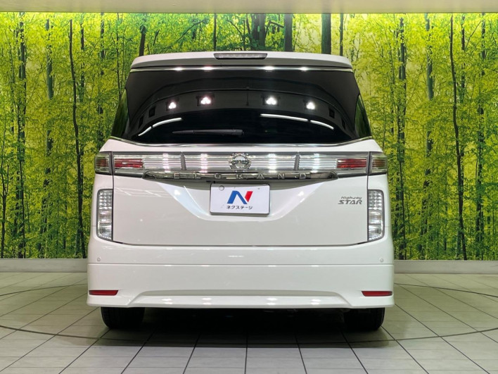 2014 Nissan Elgrand DBA-TE52 (UW-6a1a55e5483cd)[29]
