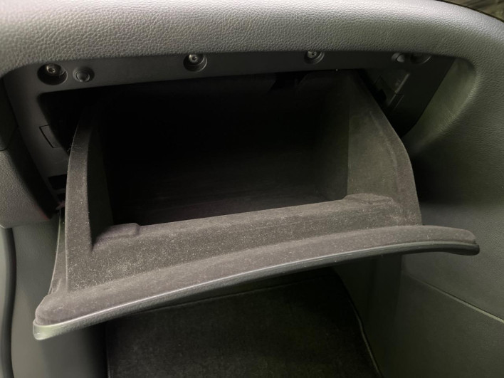 2014 Nissan Elgrand DBA-TE52 (UW-6a1a55e5483cd)[8]