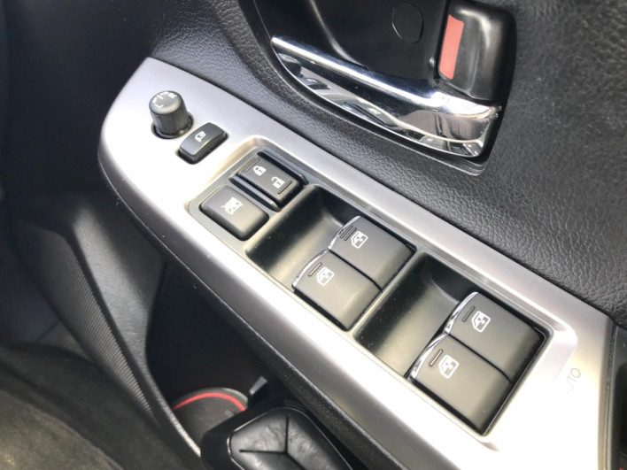 2016 Subaru Levorg DBA-VM4 (UW-6a1a55f1372f6)[15]
