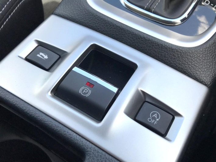 2016 Subaru Levorg DBA-VM4 (UW-6a1a55f1372f6)[21]