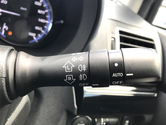 2016 Subaru Levorg DBA-VM4 (UW-6a1a55f1372f6)[5]