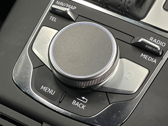 2020 Audi A3 DBA-8VCXS (UW-6a1a55f8744a0)[16]