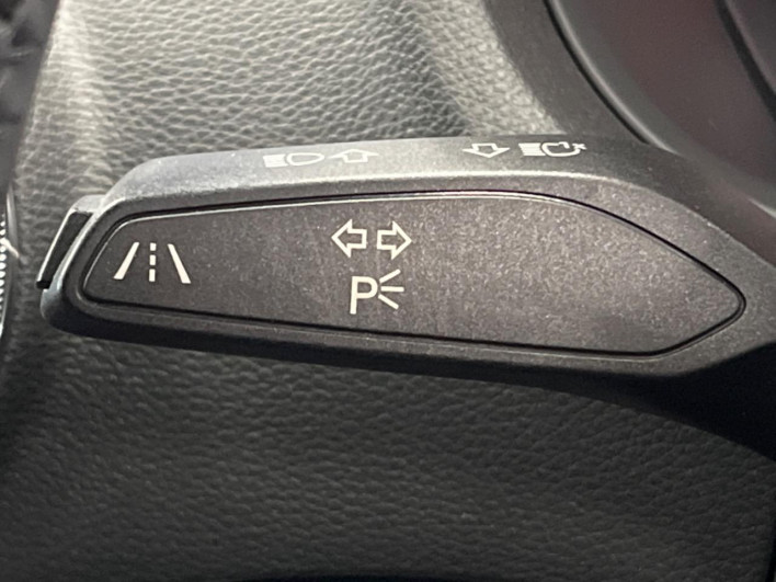 2020 Audi A3 DBA-8VCXS (UW-6a1a55f8744a0)[22]