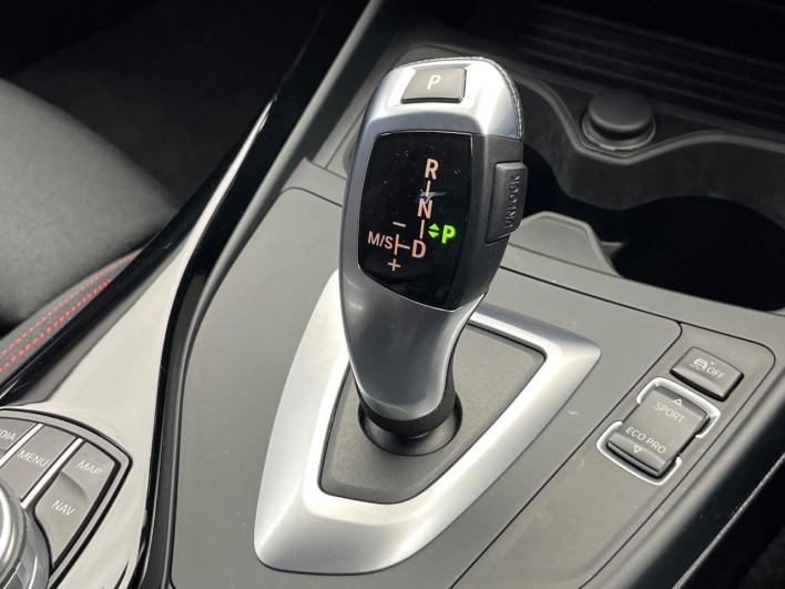 2017 BMW 1 Series LDA-1S20 (UW-6a1a55f9ab01a)[20]