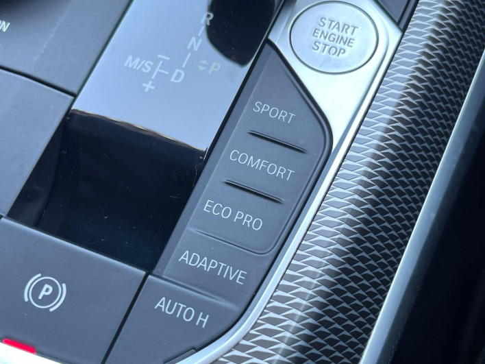 2019 BMW 3 Series 3BA-5F20 (UW-6a1a55fb169bb)[15]