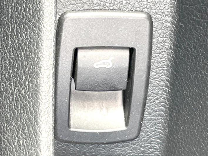 2020 BMW 2 Series DBA-6S15 (UW-6a1a55fb68b70)[27]