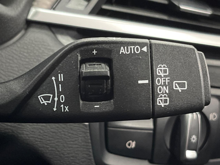 2019 BMW X2 3BA-YH15 (UW-6a1a55fe7412d)[22]
