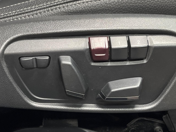 2019 BMW X2 3BA-YH15 (UW-6a1a55fe7412d)[26]