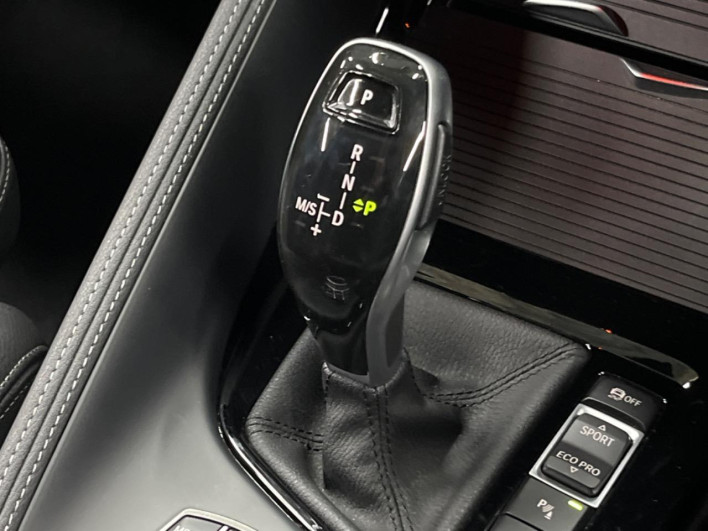 2019 BMW X2 3BA-YH15 (UW-6a1a55fe7412d)[17]