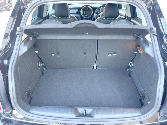 2020 Rover Mini LDA-XT15M (UW-6a1a56031b0b5)[19]