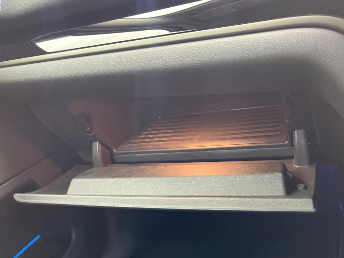2017 Rover Mini LDA-YT20 (UW-6a1a56035c475)[23]